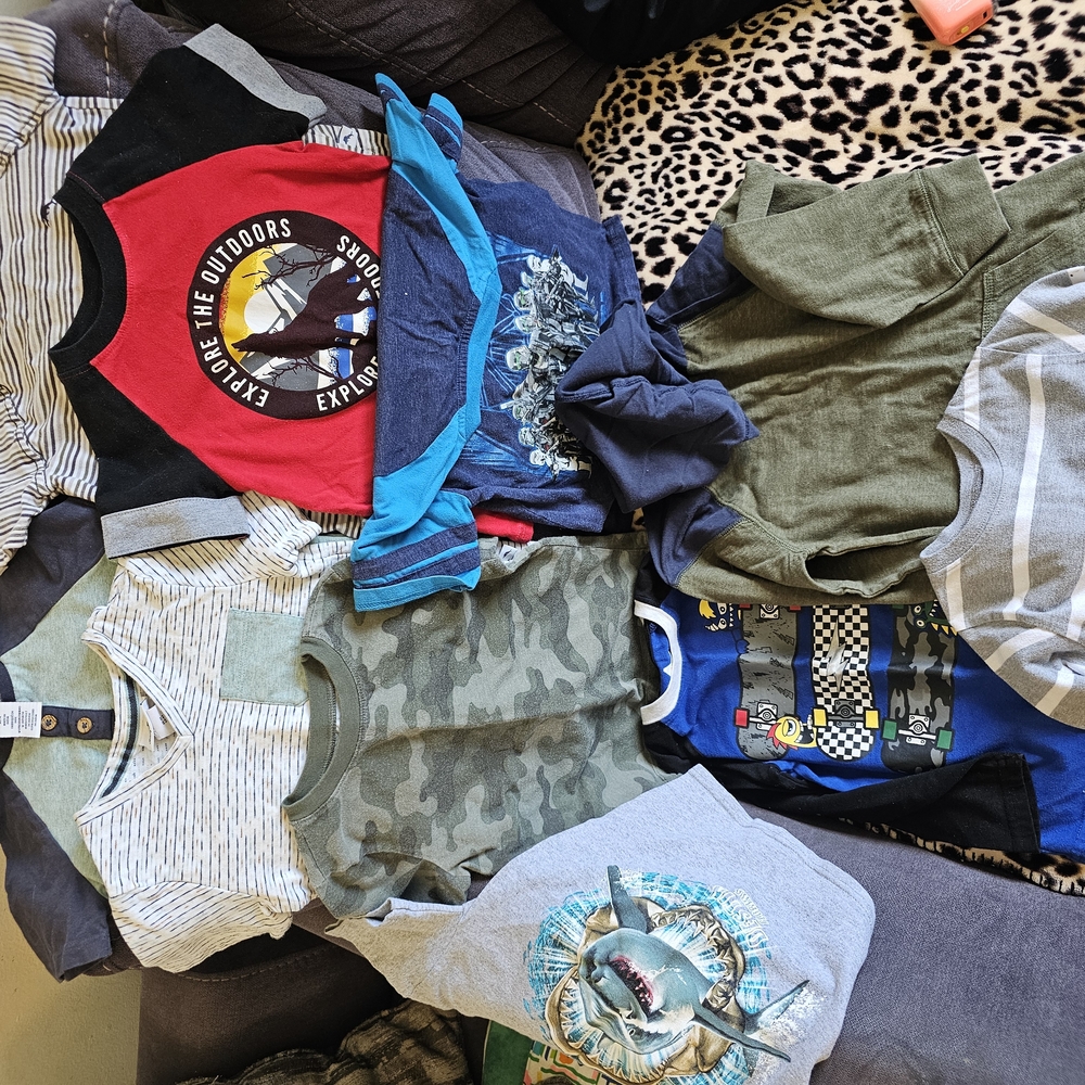 Gray and Green Short Sleeve Tees Collection